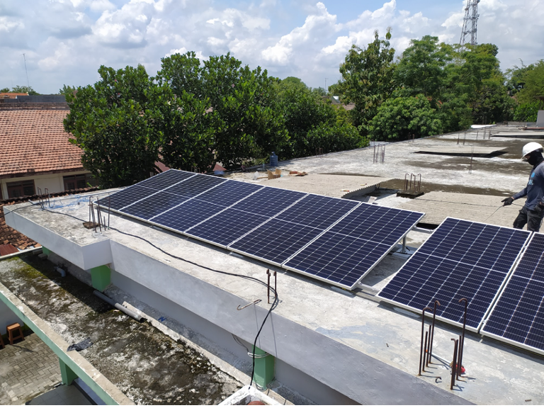 Solusi Off Grid Skala Besar dari Vendor Lokal